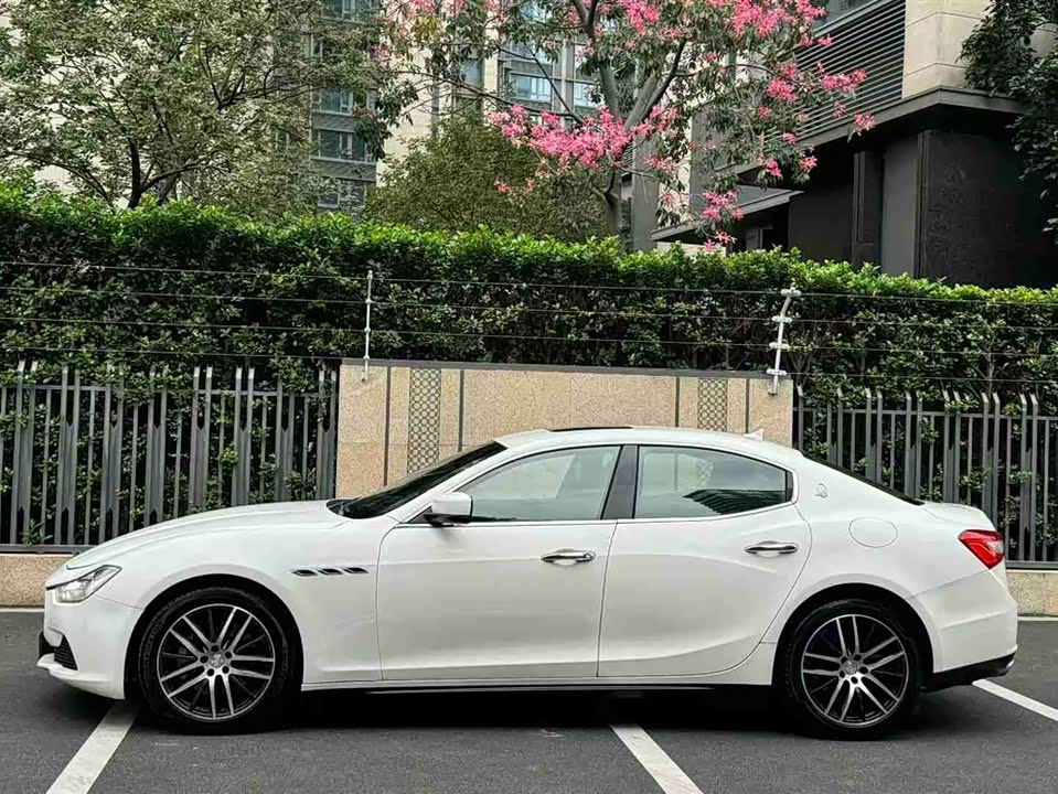 Maserati Ghibli