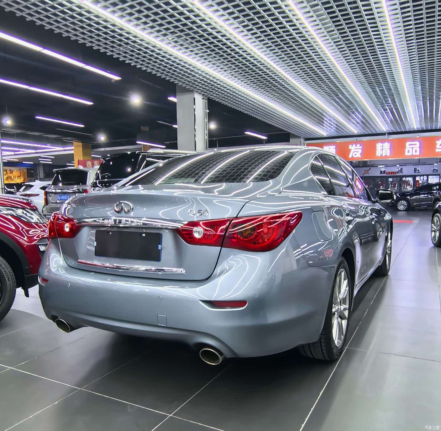 Infiniti Q50L, 2017 3
