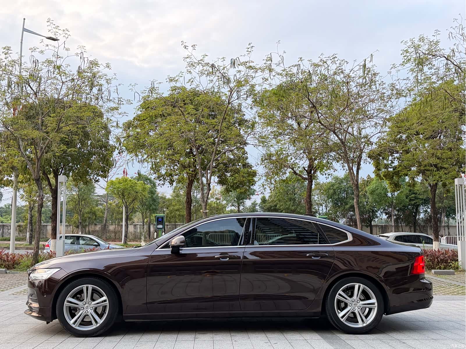 Volvo S90, 2017 13