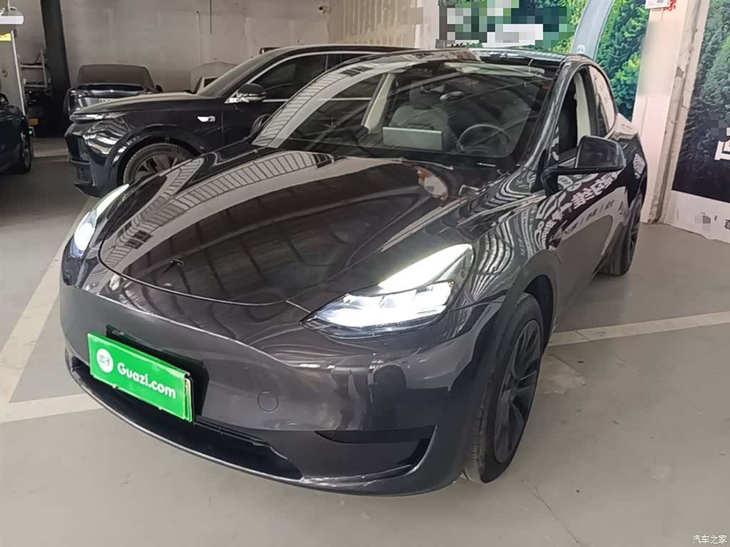 Tesla Model Y, 2024 2