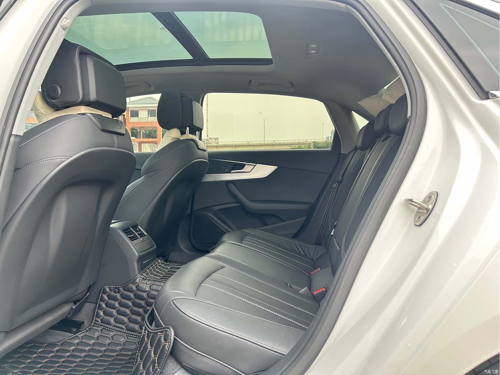 Audi A4L, 2023 12
