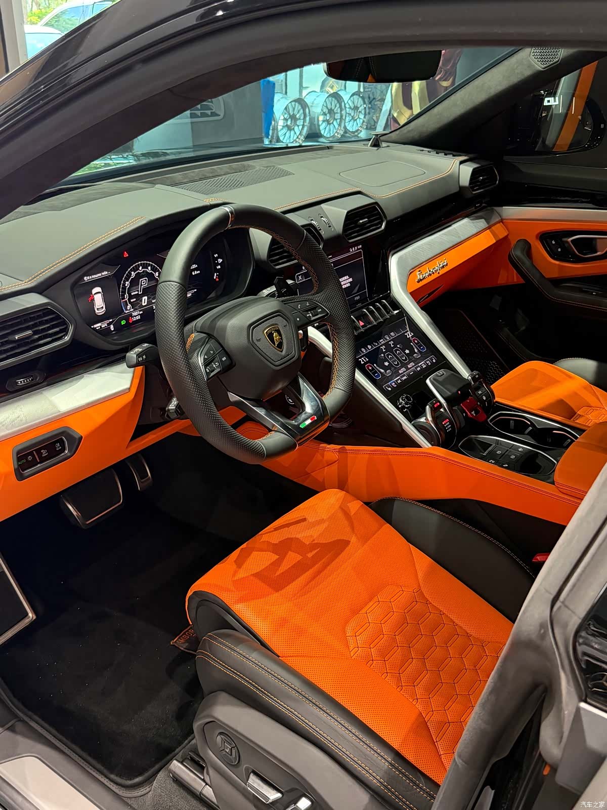 Lamborghini Urus, 2022 27