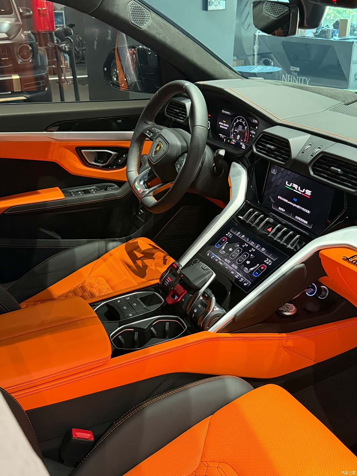 Lamborghini Urus, 2022 20