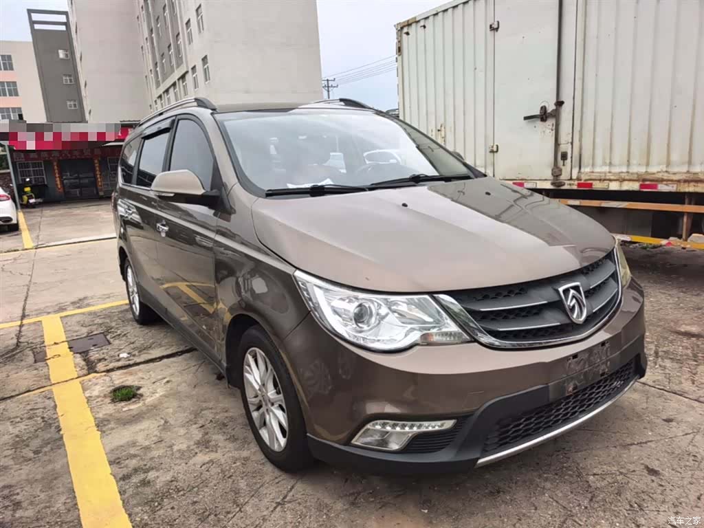 Wuling 730, 2014 4