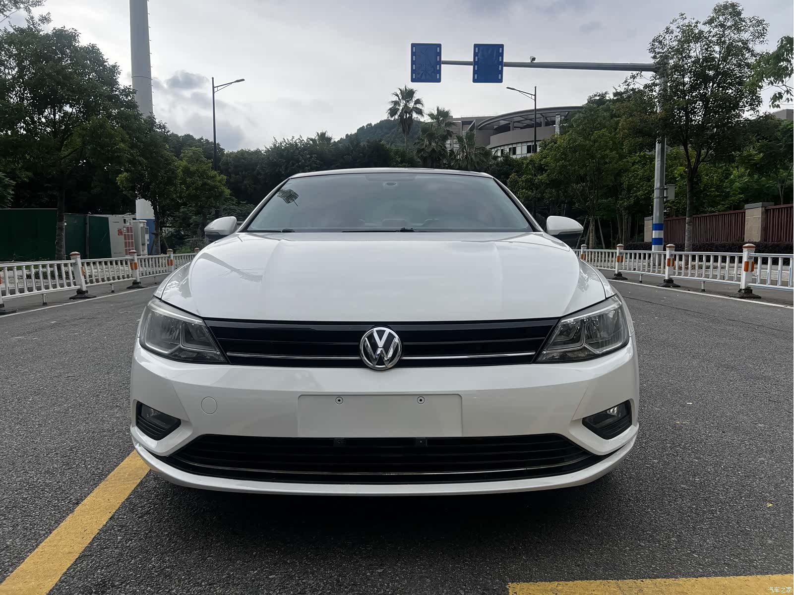 Volkswagen Lamando, 2015 2