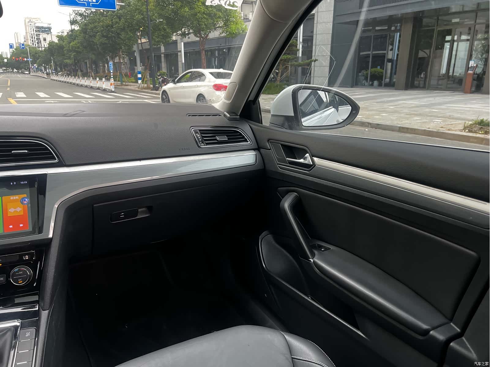 Volkswagen Lamando, 2015 9