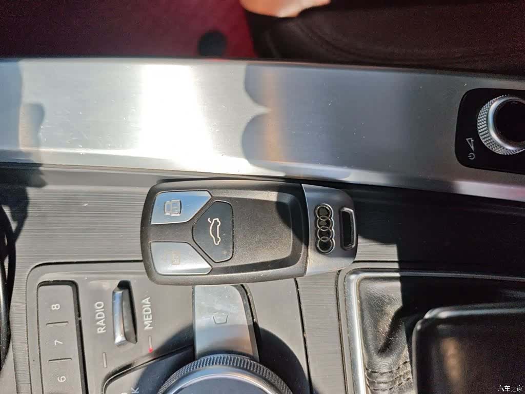 Audi A4L, 2018 12