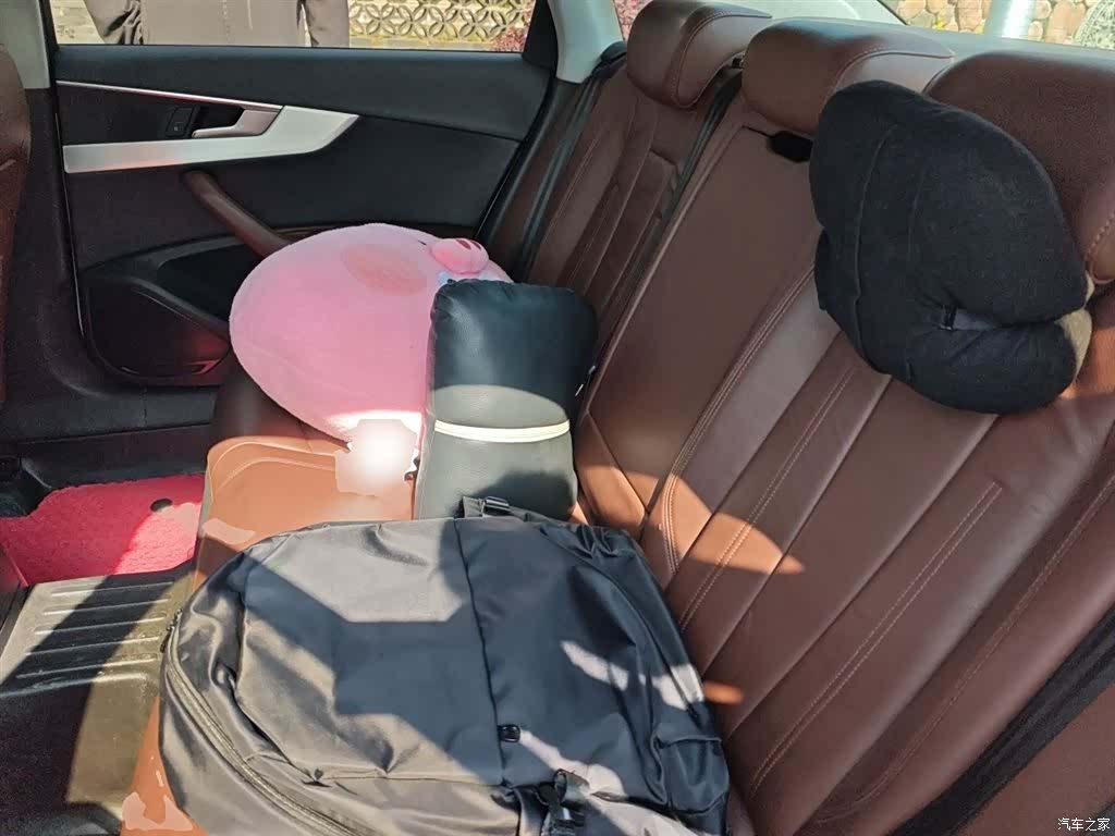 Audi A4L, 2018 15