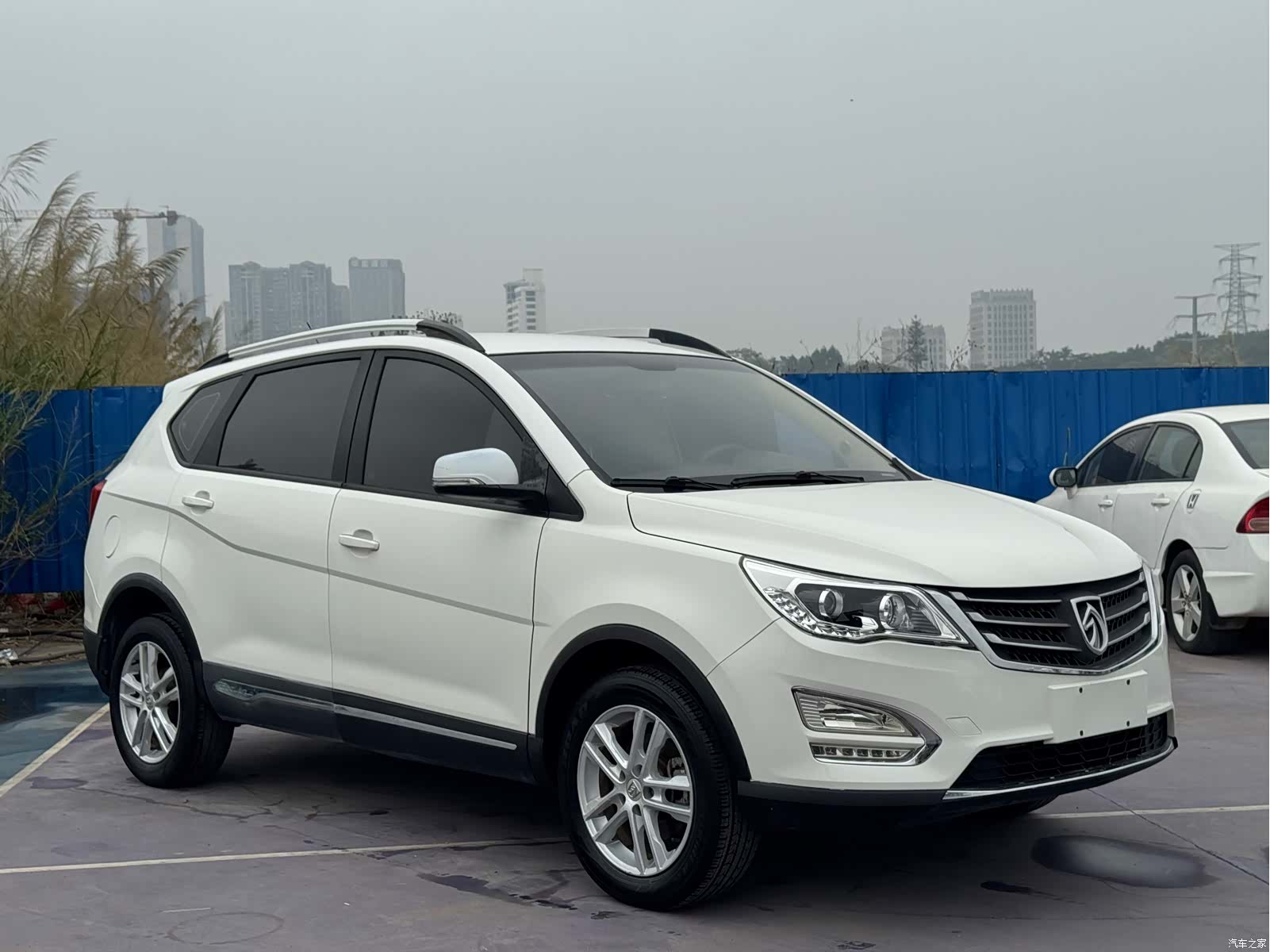 Wuling 560, 2016 3