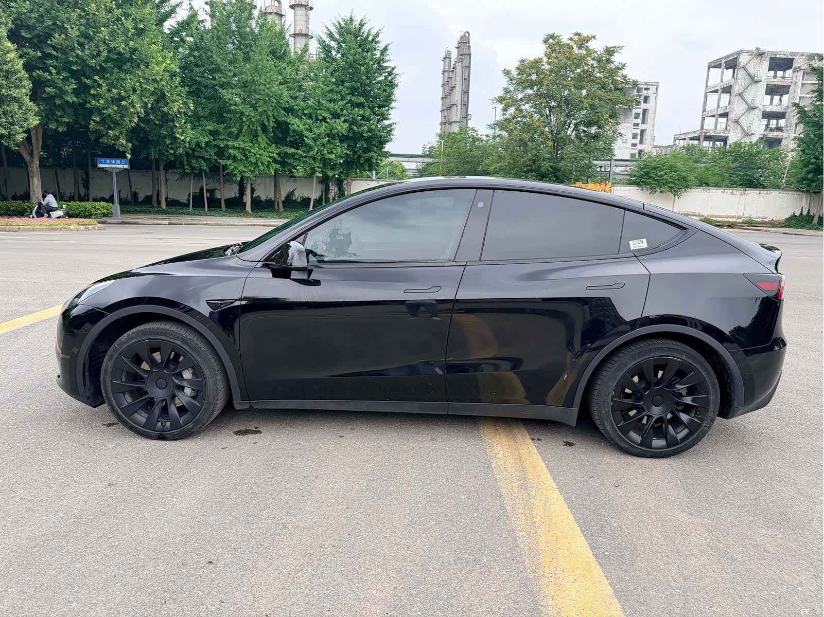 Tesla Model Y, 2023 8