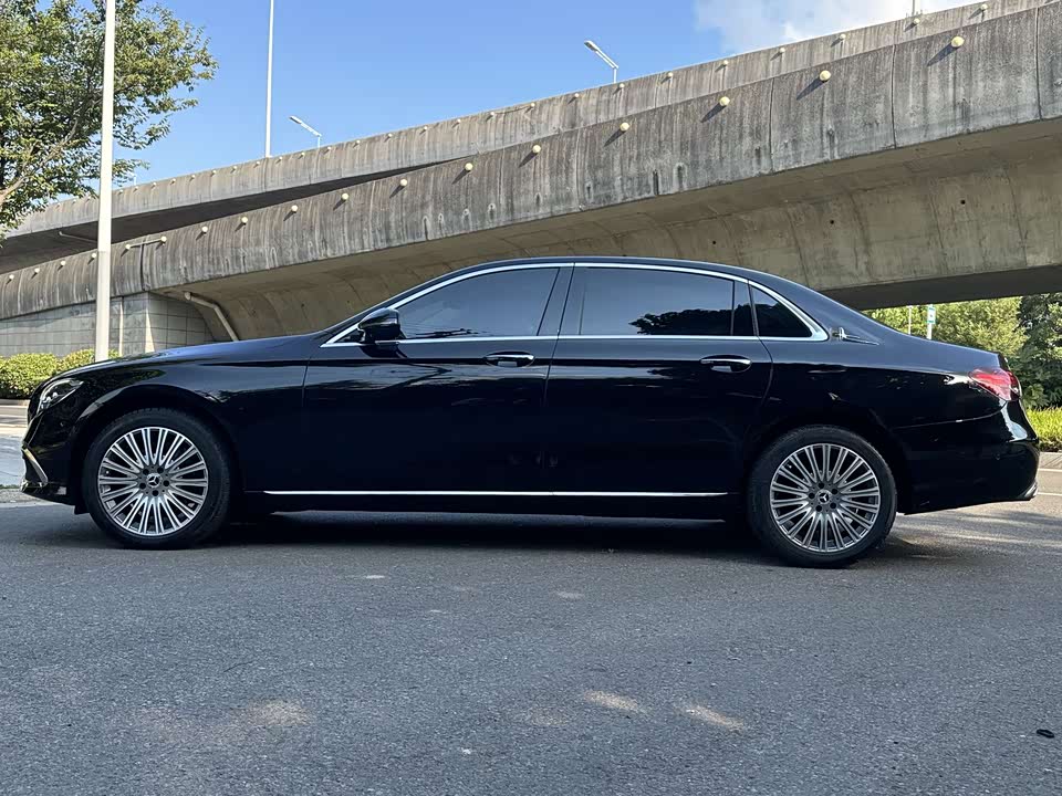 Mercedes-Benz E-class Mercedes-Benz E-class
