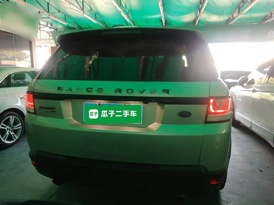 Land Rover Range Rover Sport Land Rover Range Rover Sport