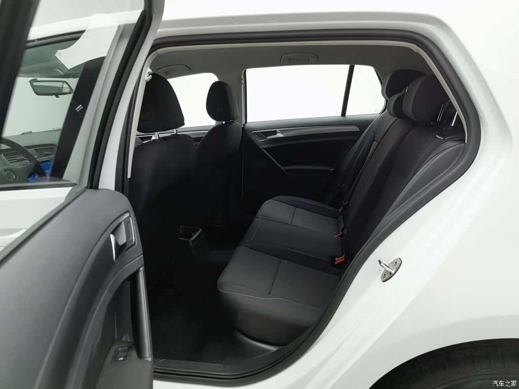 Volkswagen Golf, 2016 15