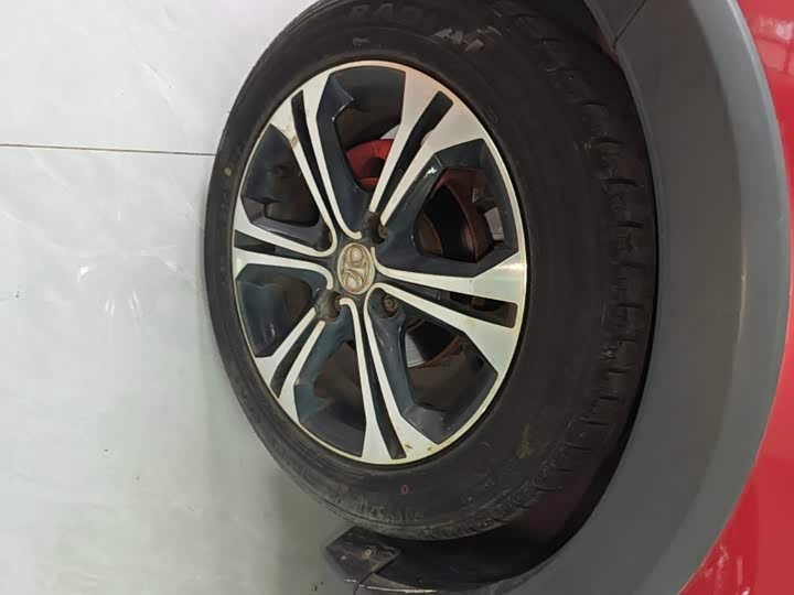 BAIC Senova X25 2015 1.5L АКПП Elite
