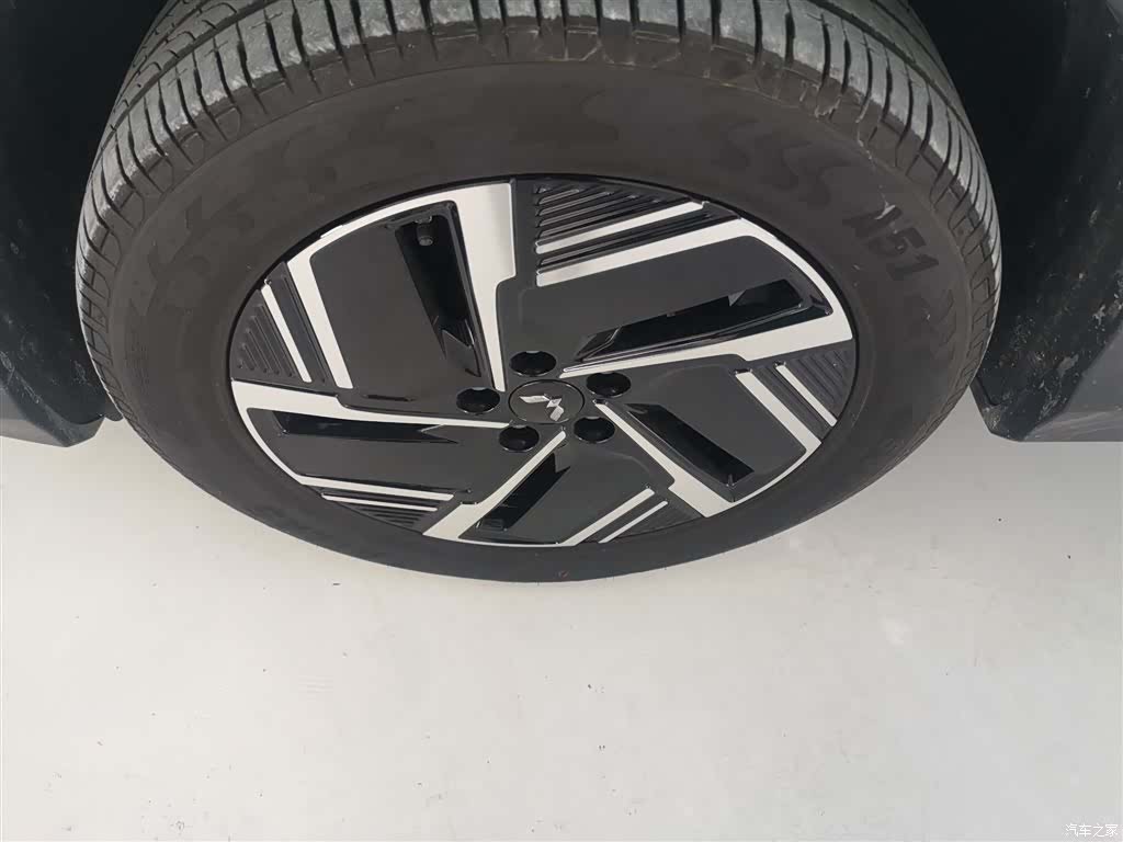 Wuling Starlight, 2024 25