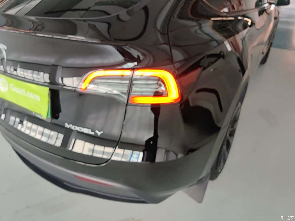 Tesla Model Y, 2022 8