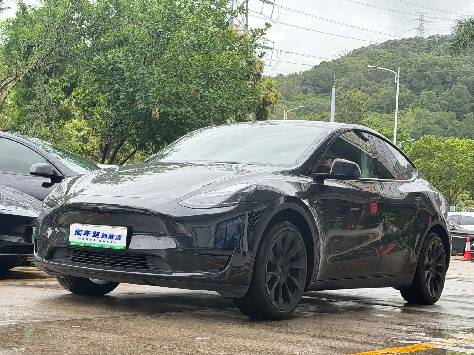 Tesla Model Y, 2022 1