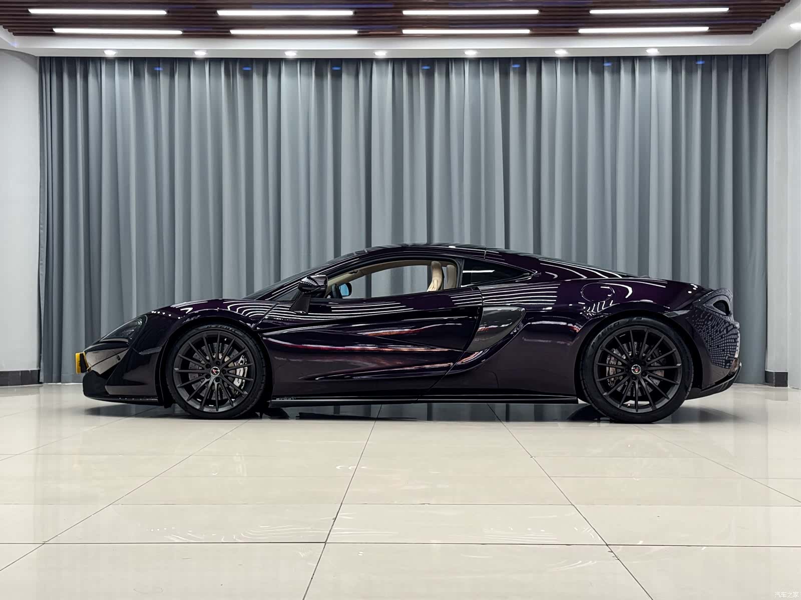 McLaren 570, 2017 3