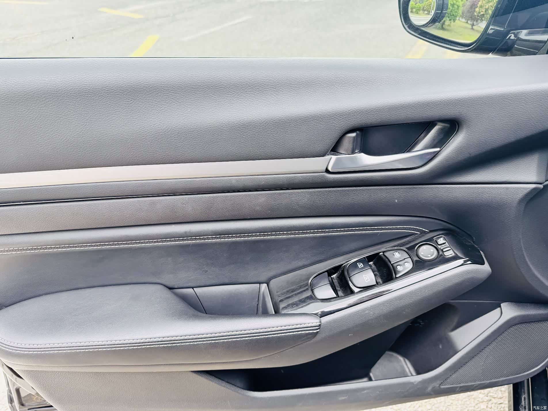 Nissan Teana, 2019 11