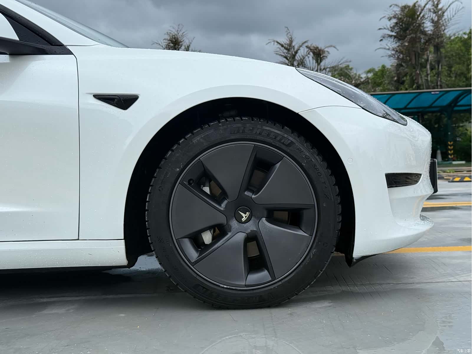 Tesla Model 3, 2021 12