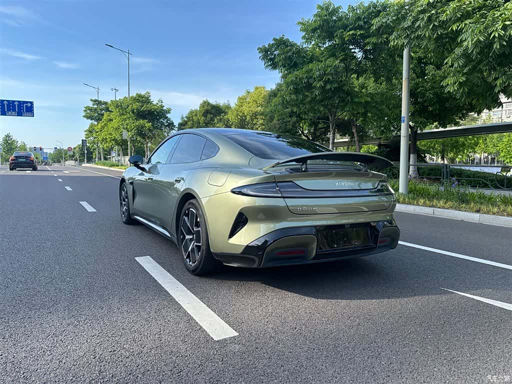 Xiaomi SU7, 2024 13