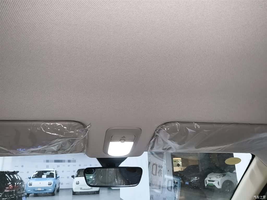Wuling MINIEV, 2026 18