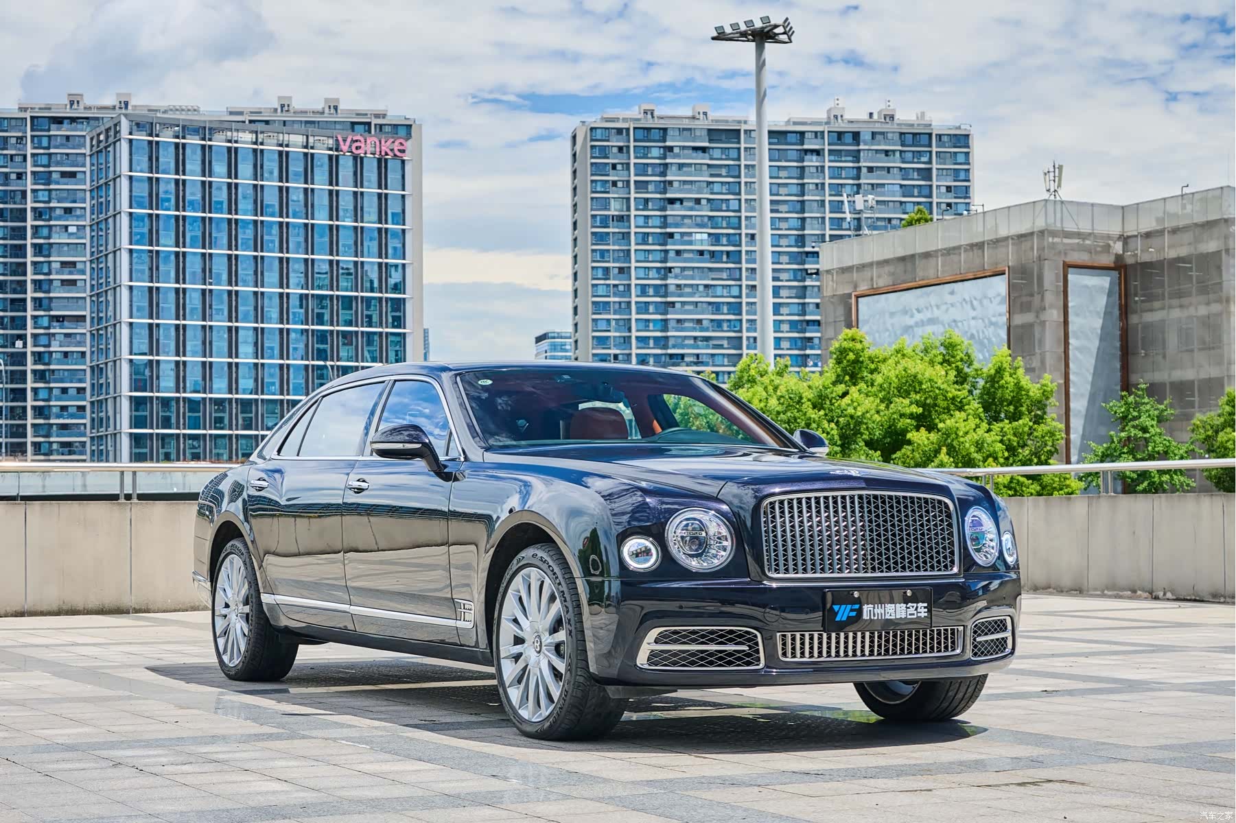 Bentley Mulsanne, 2017 3
