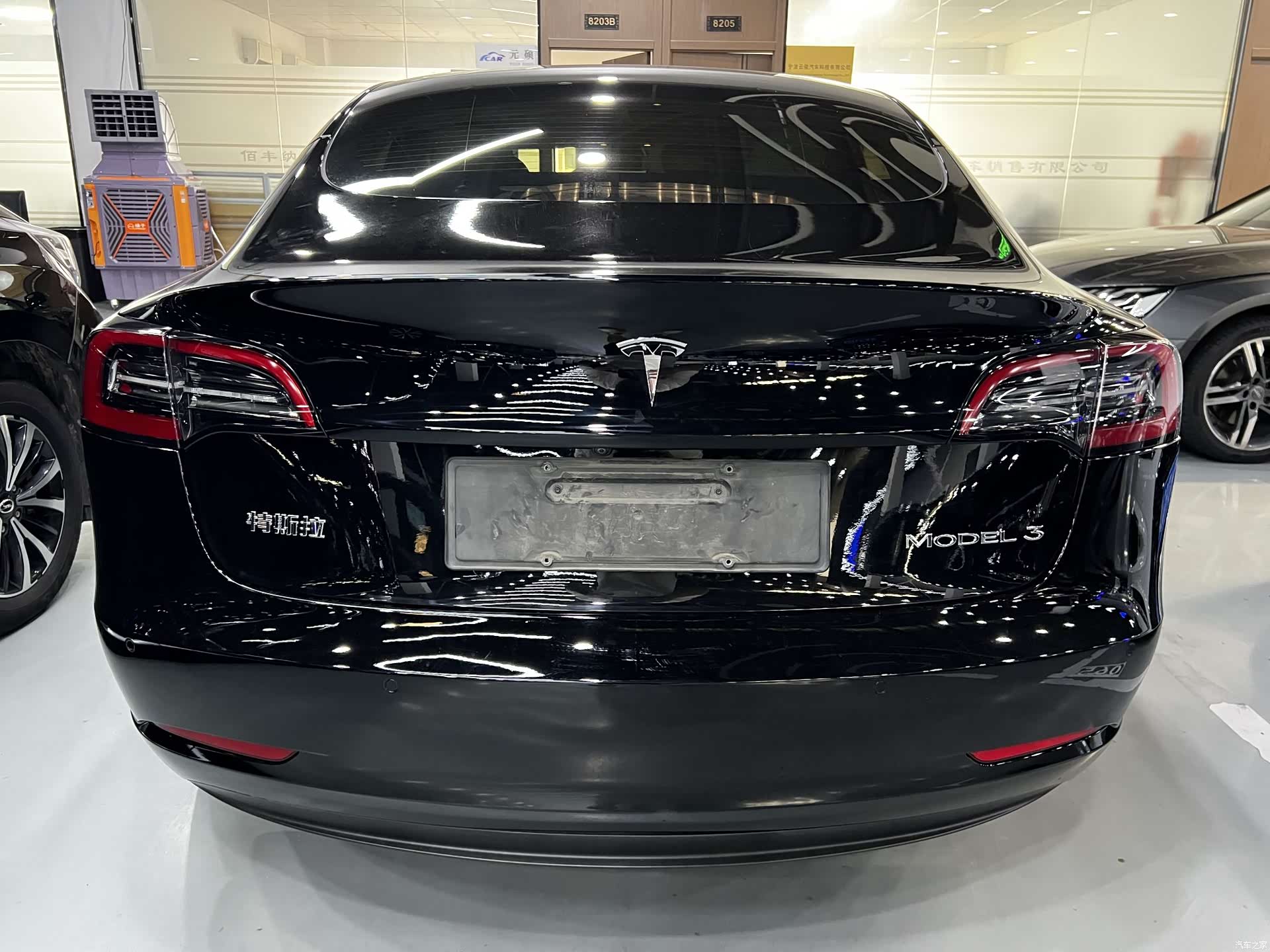 Tesla Model 3, 2022 12