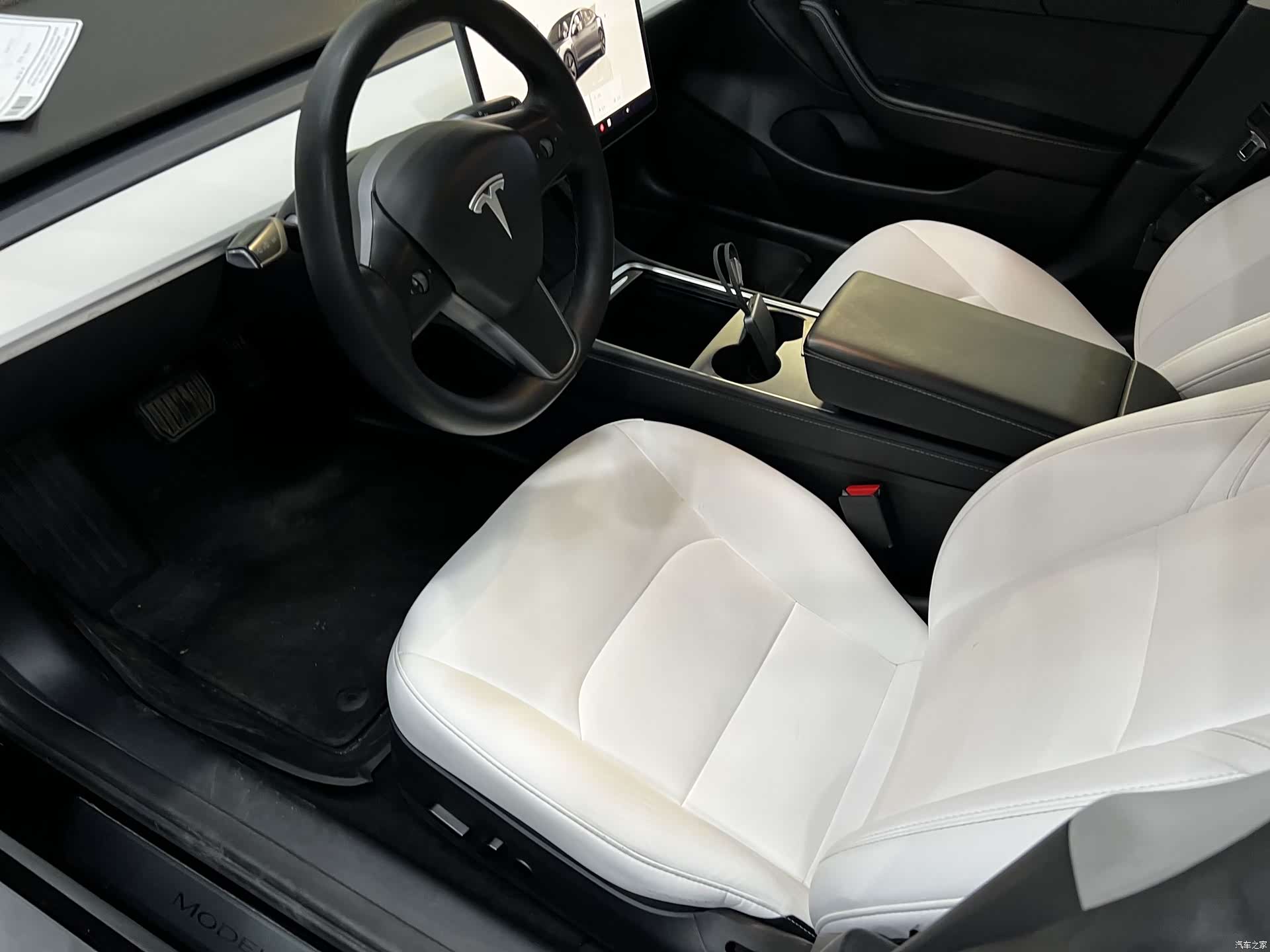 Tesla Model 3, 2022 4