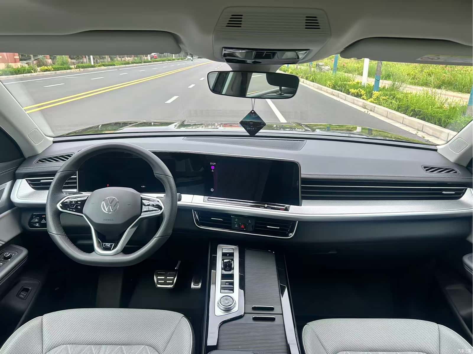 Volkswagen Talagon, 2025 25