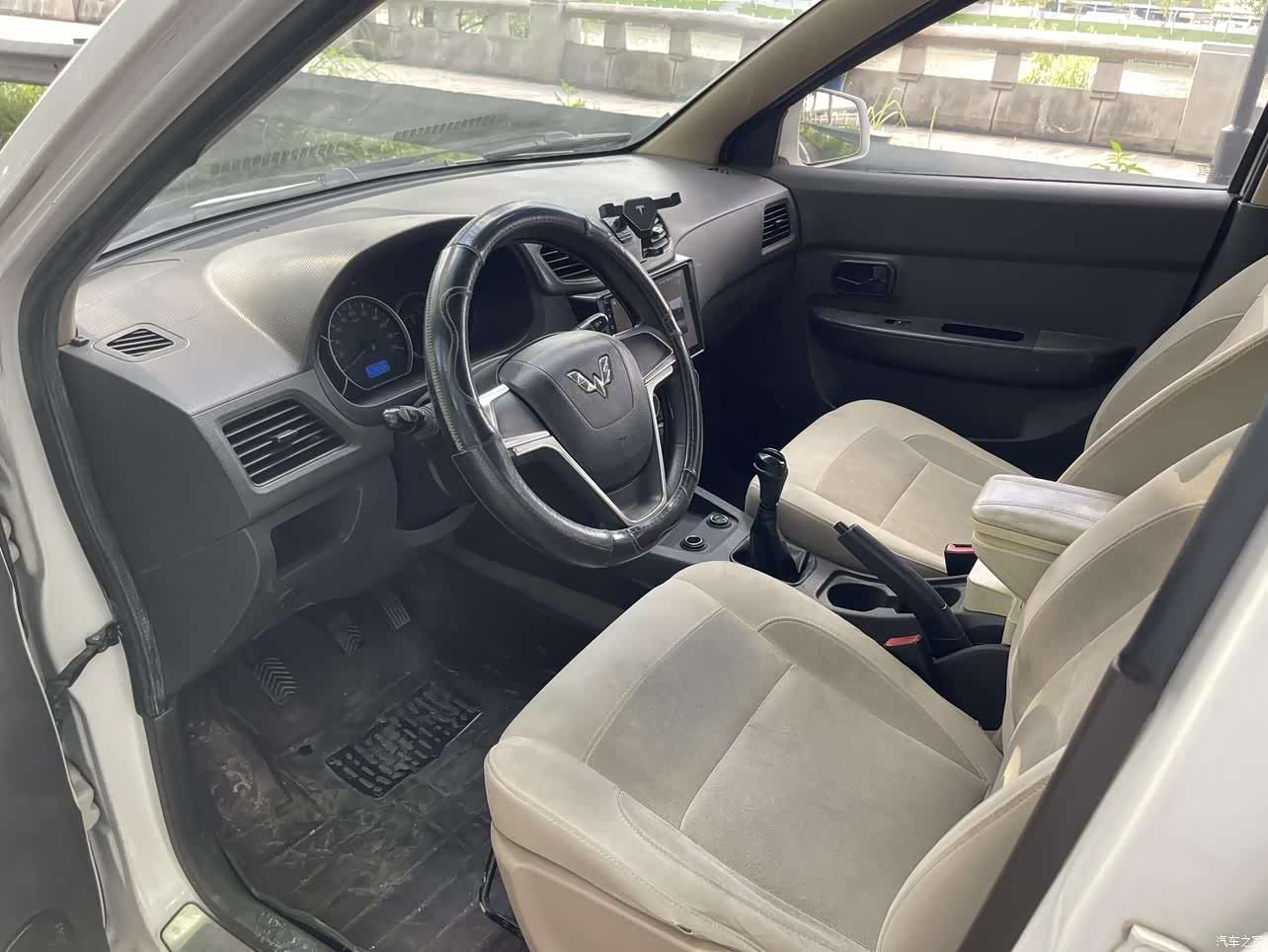 Wuling Hongguang, 2018 10