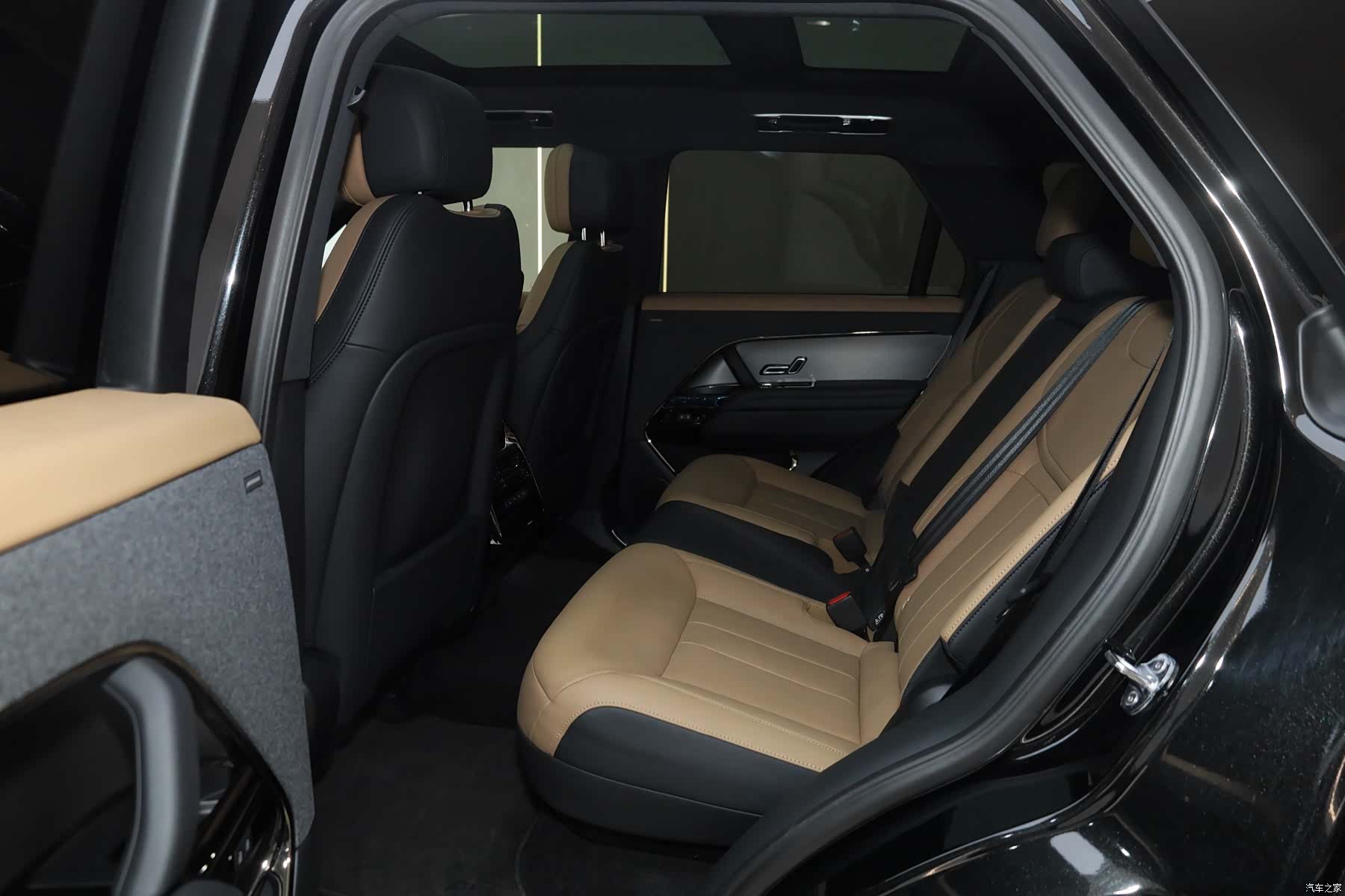 Land Rover Range Rover, 2025 10