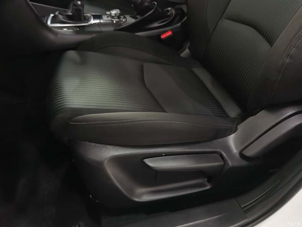 Mazda Mazda3, 2016 20