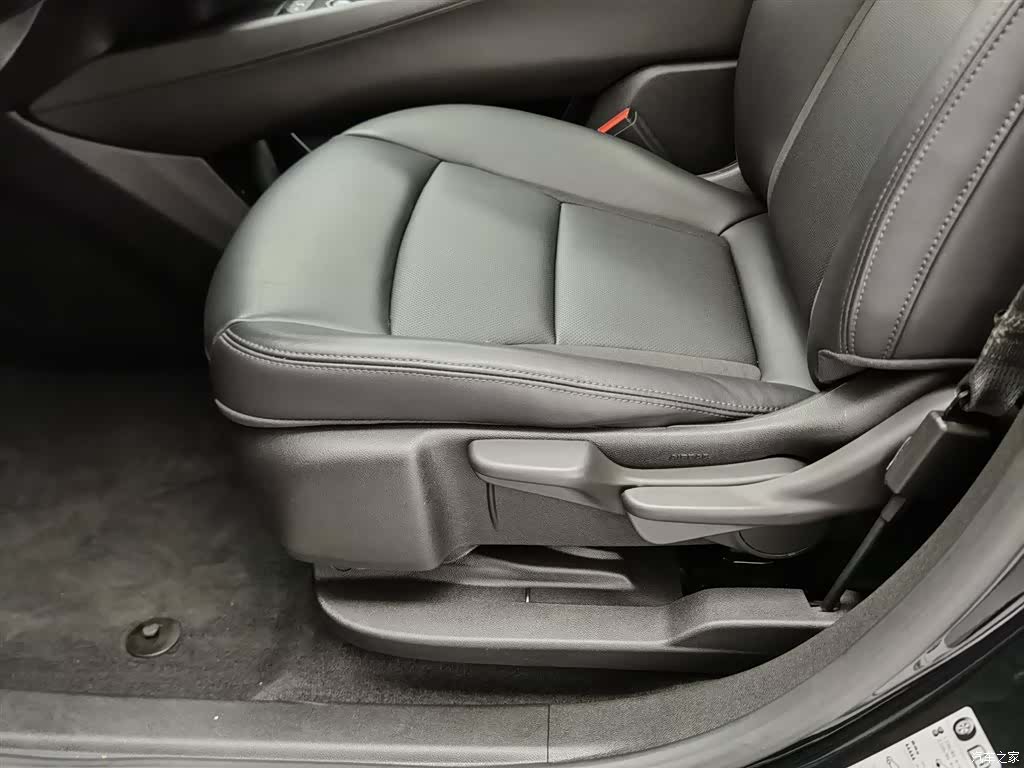 Buick Enclave, 2021 20