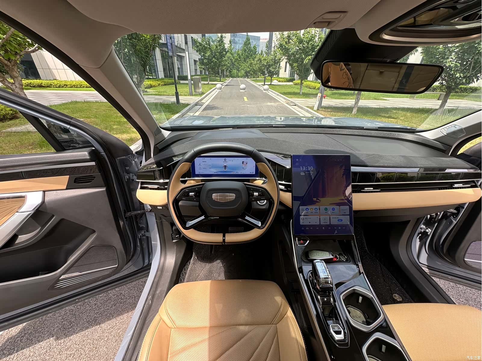 Geely Boyue, 2024 17