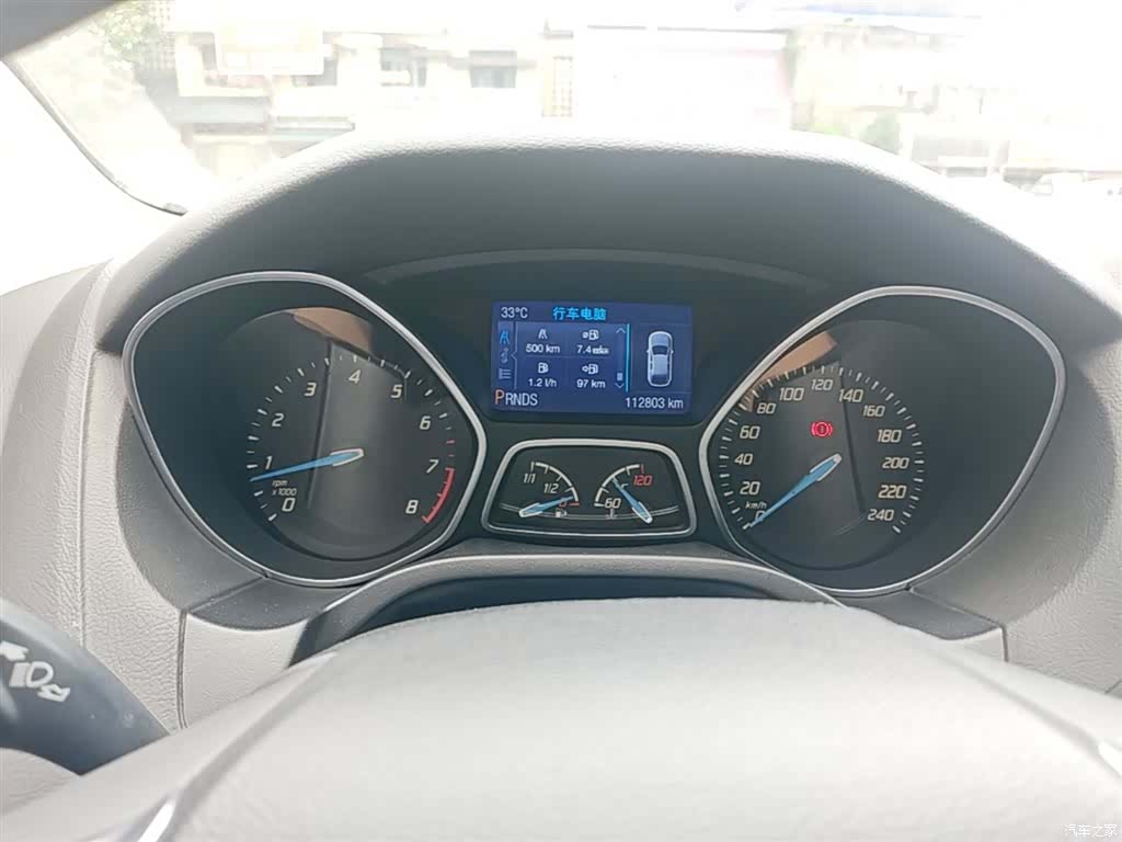 Ford Focus, 2015 12