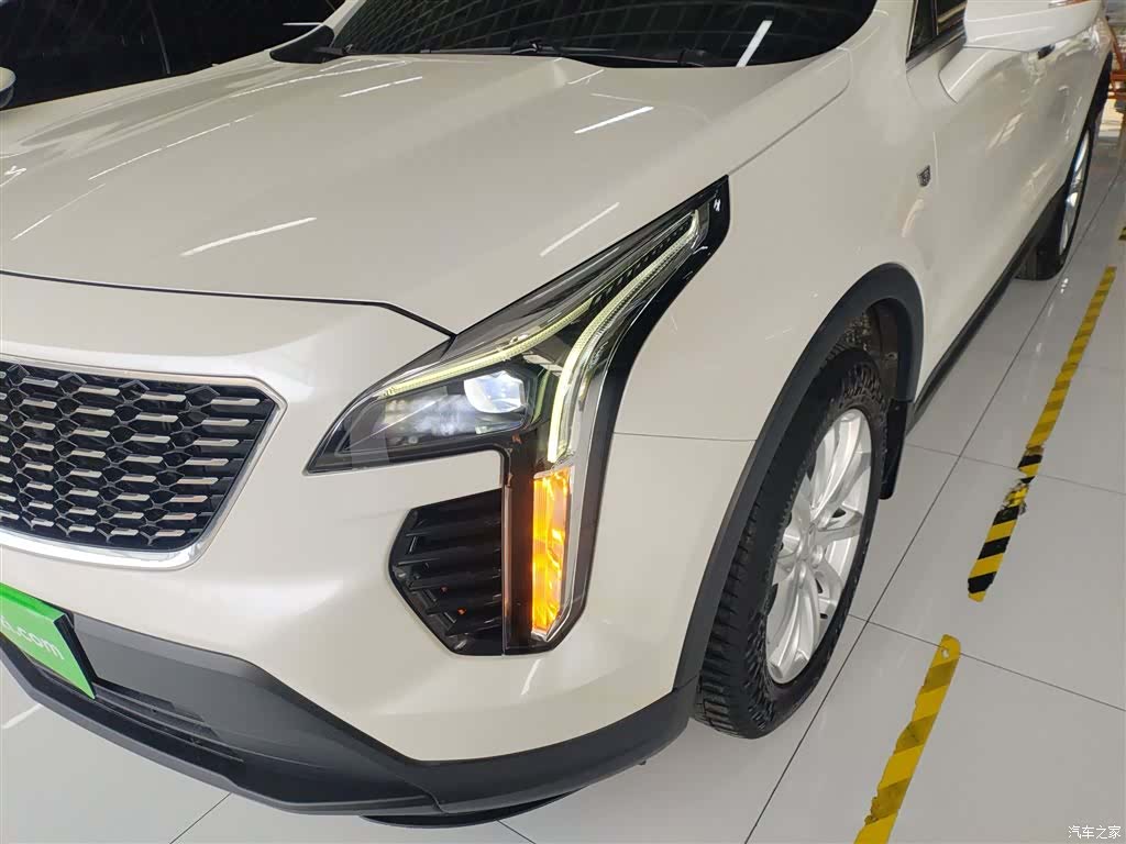 Cadillac XT4, 2022 3