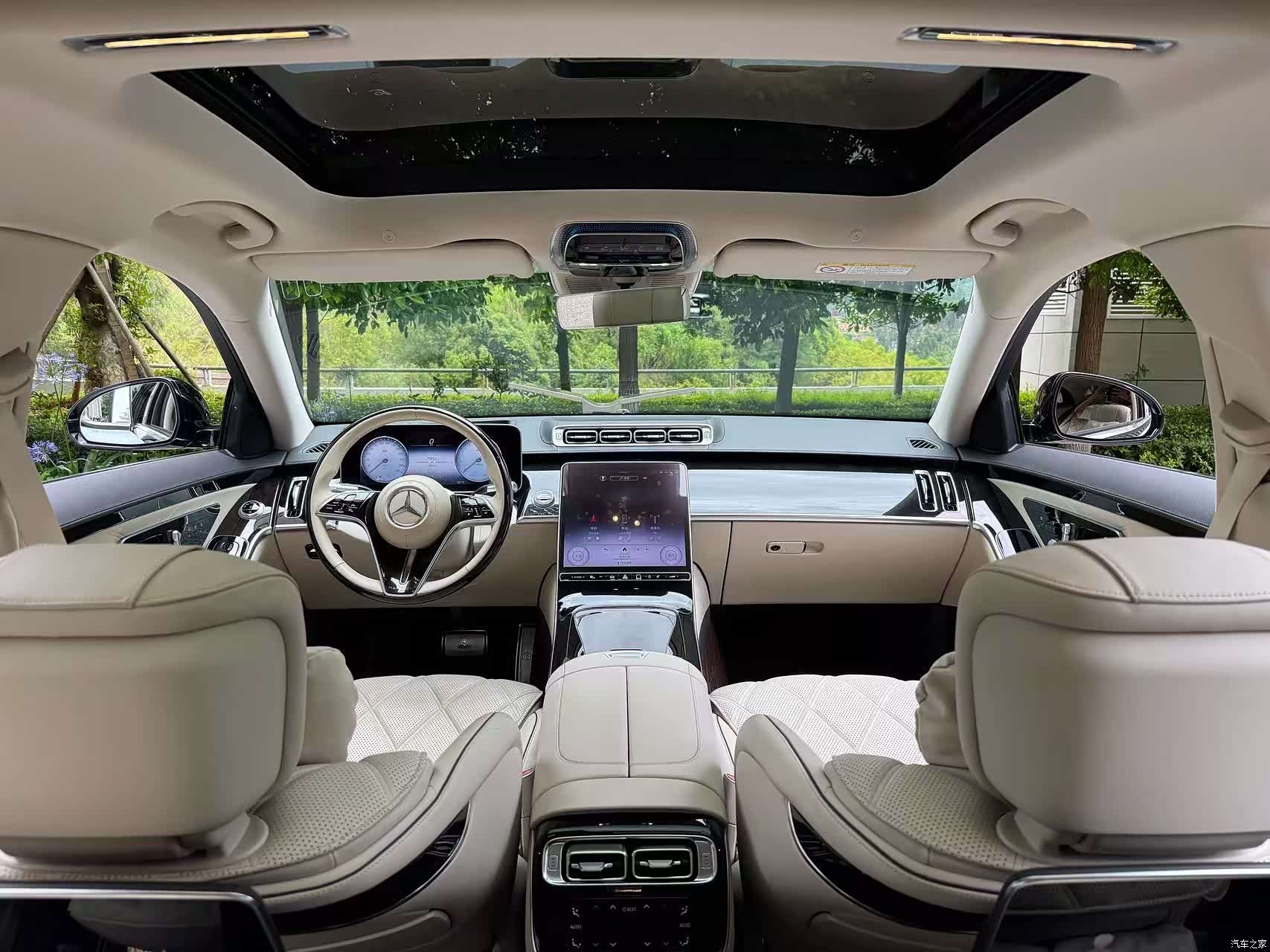Maybach S-Class, 2023 8