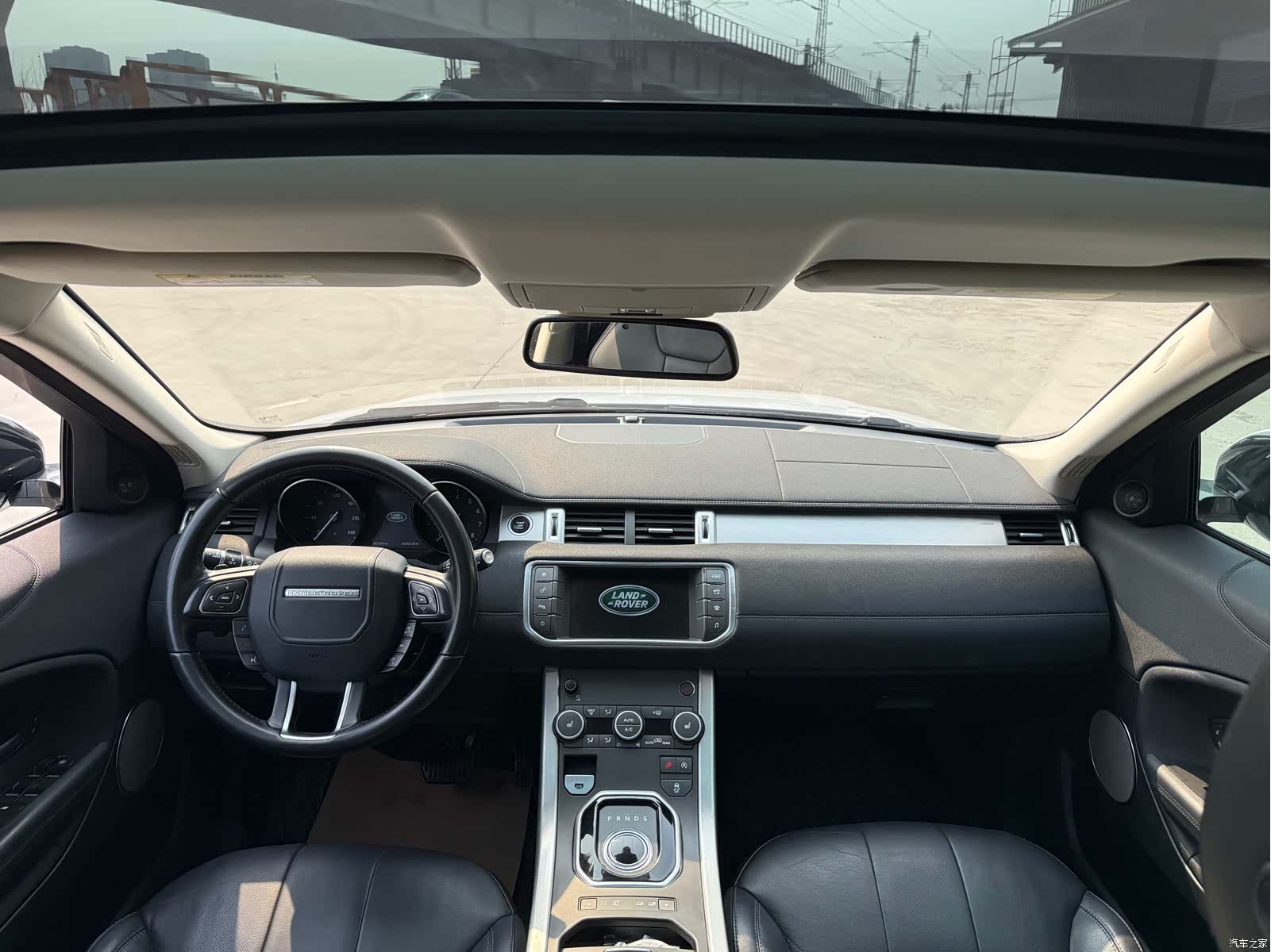 Land Rover Range Rover, 2016 11