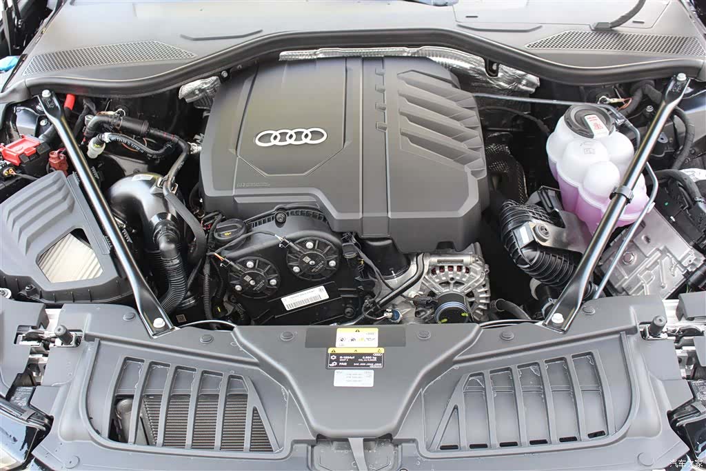 Audi A8L, 2023 11