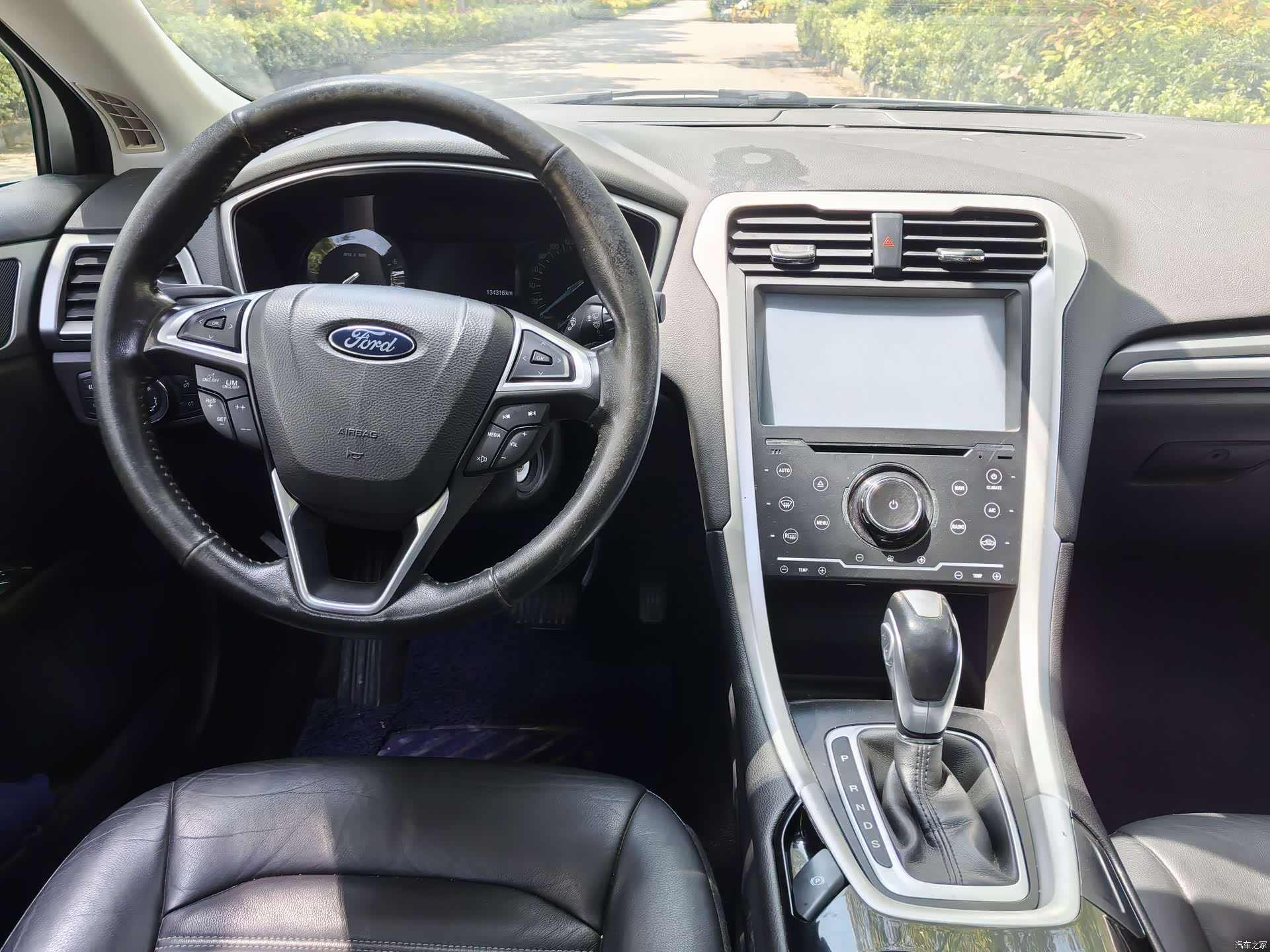 Ford Mondeo, 2015 9