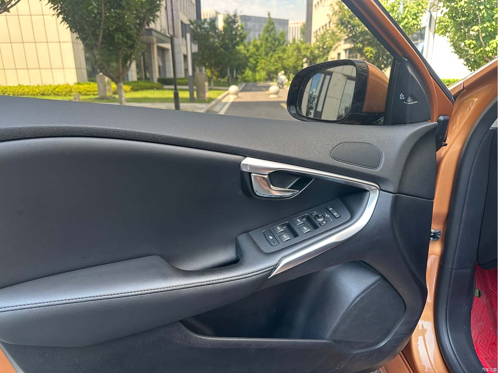 Volvo V40, 2014 21