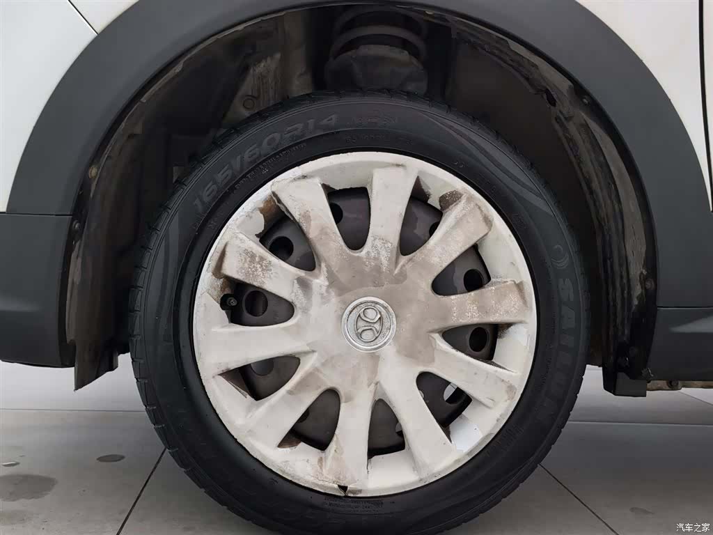 BAIC EC220, 2018 13