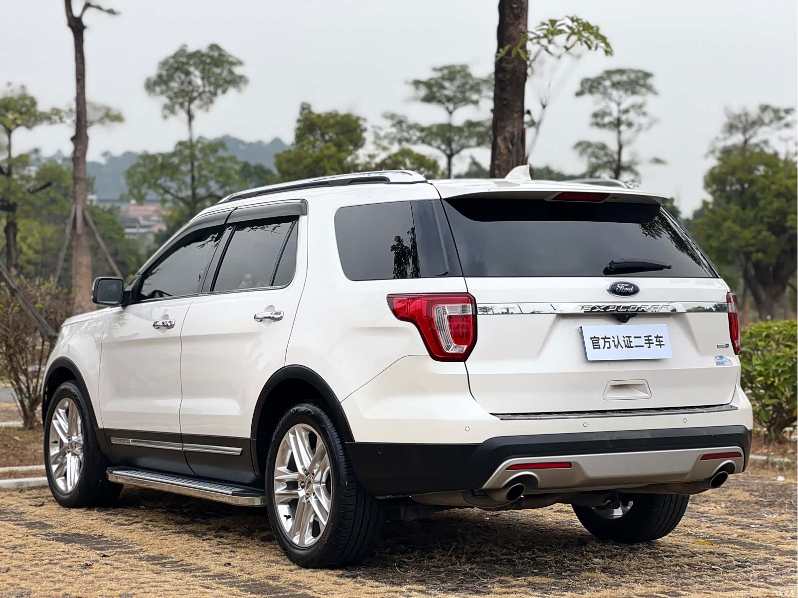 Ford Explorer, 2018 все фото