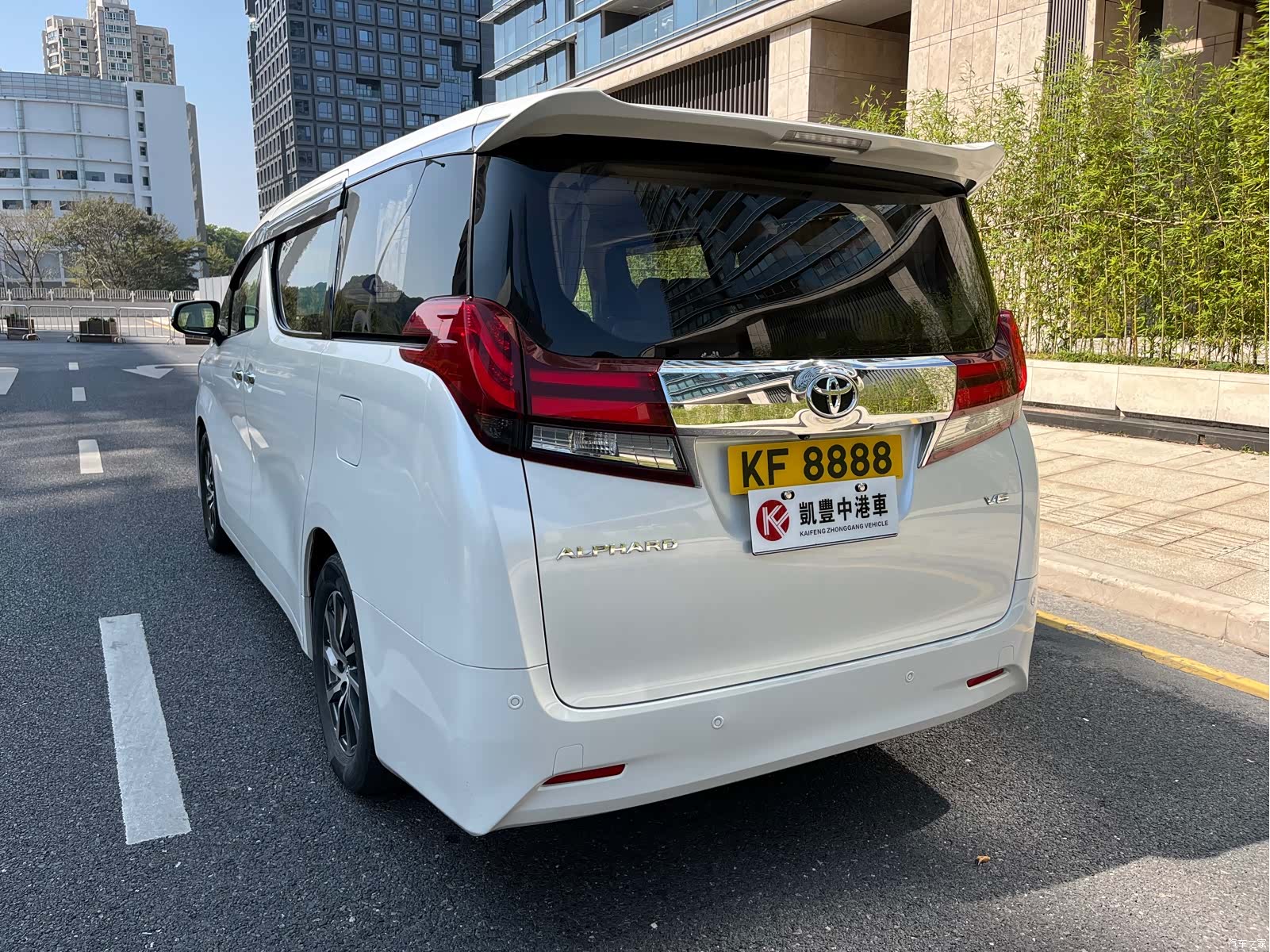 Toyota Alphard, 2016 6