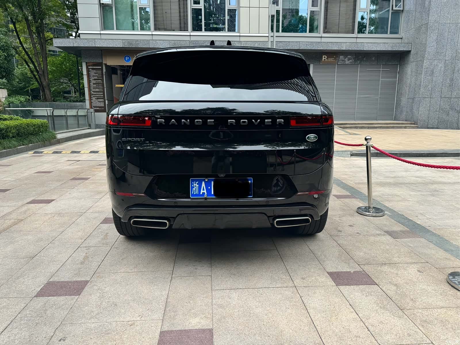 Land Rover Range Rover, 2024 3