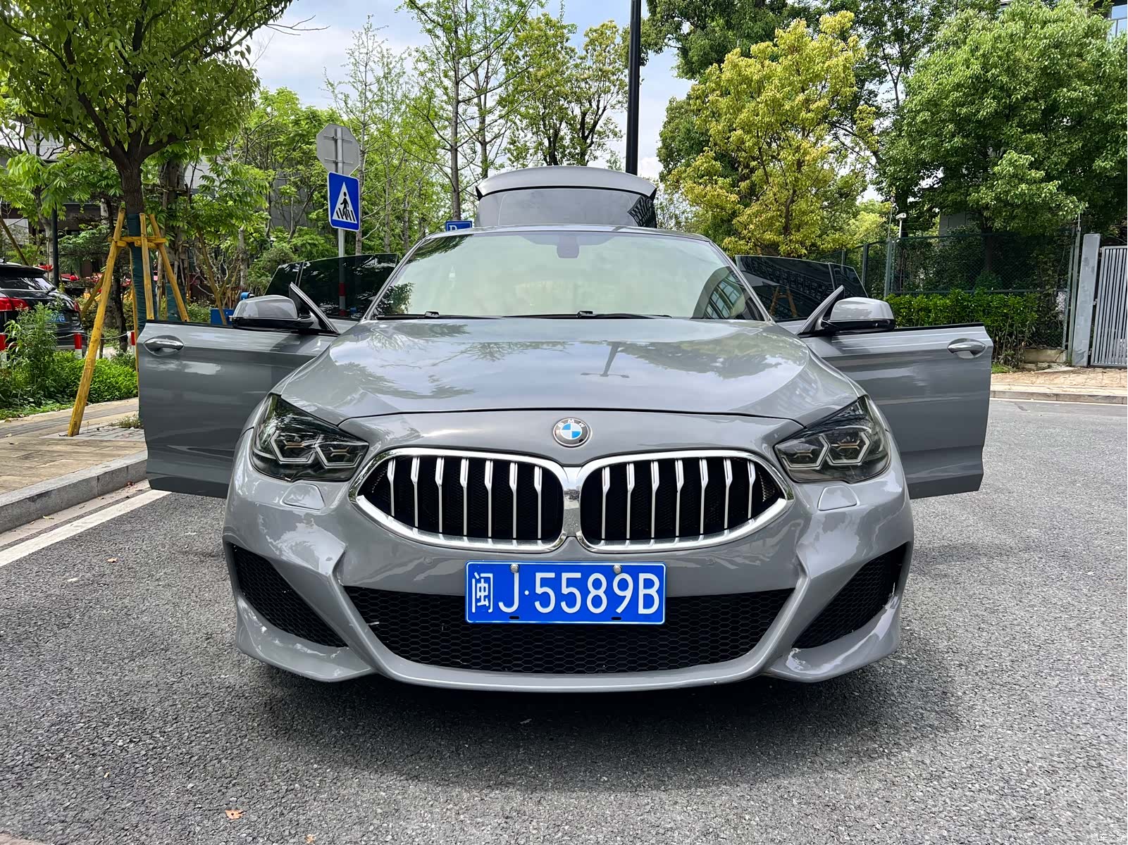 BMW 5 Series, 2010 24
