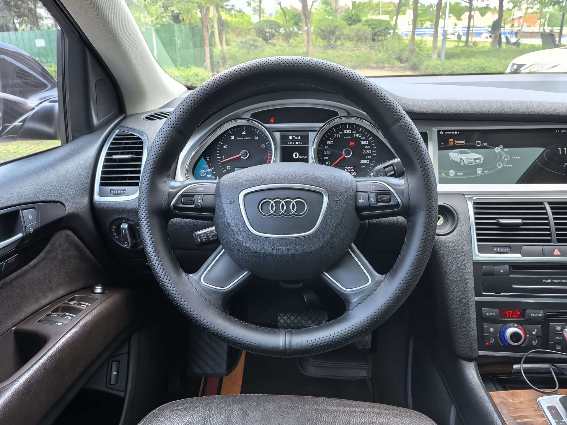 Audi Q7, 2015 9