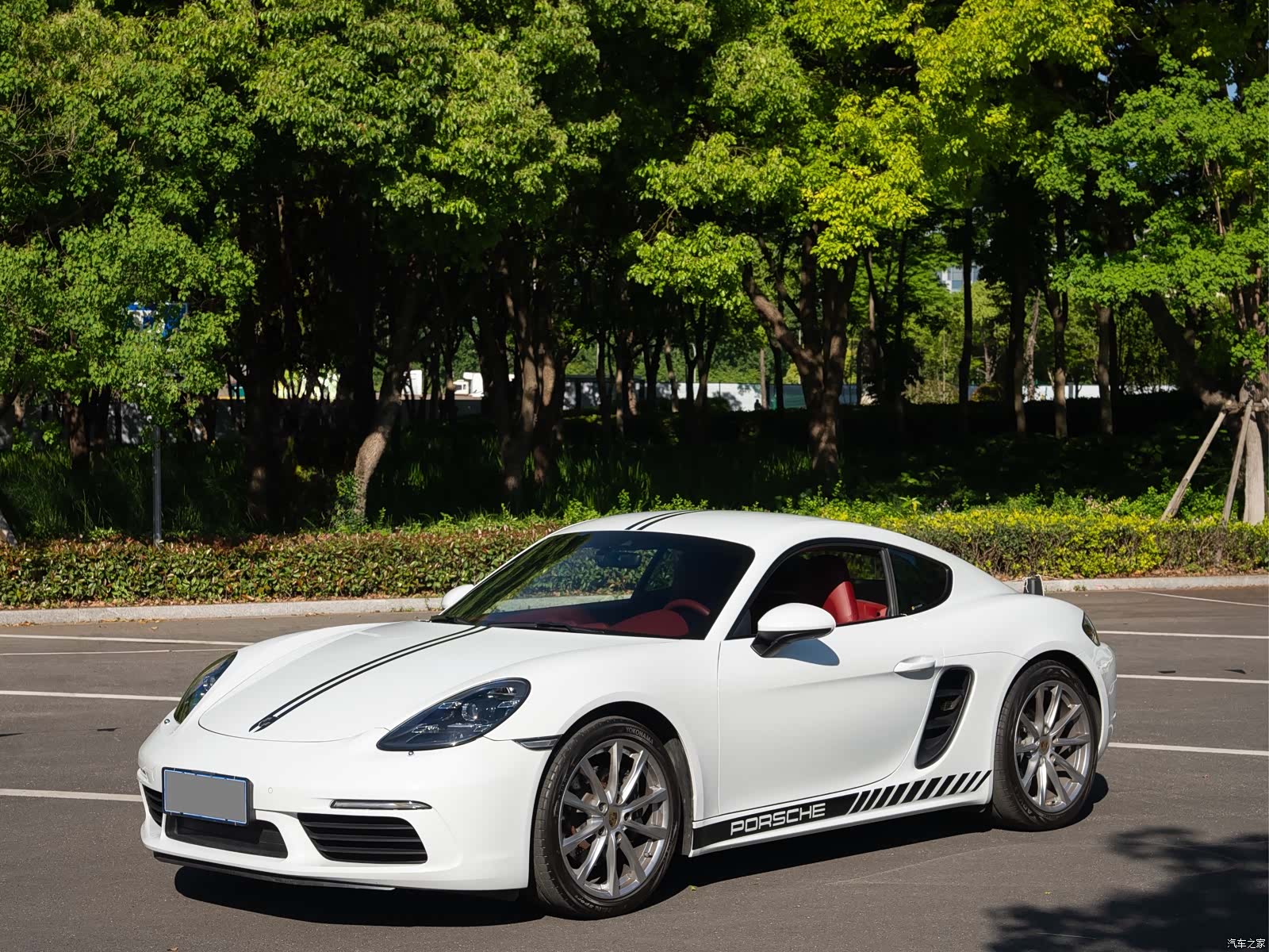 Porsche Cayman, 2022 1