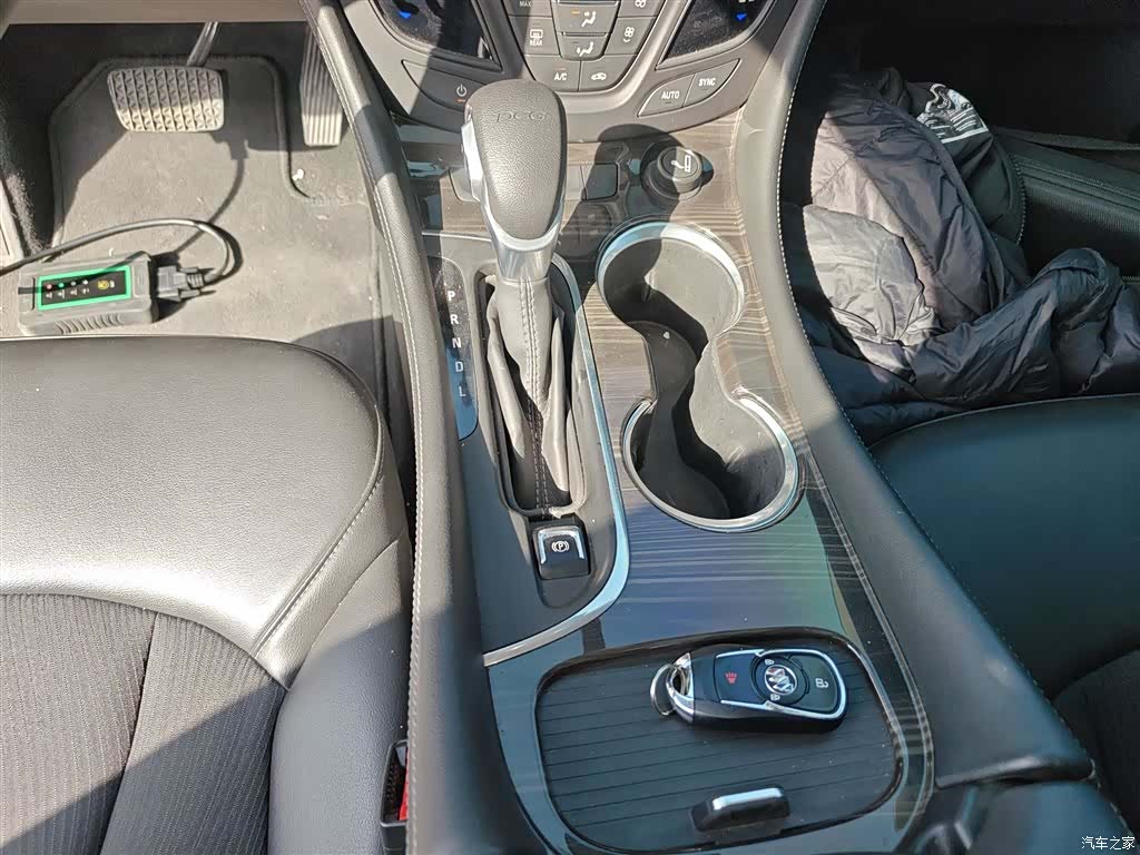 Buick Envision Plus, 2020 10